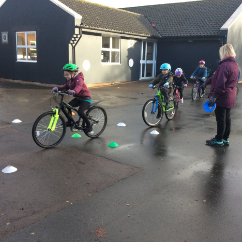 f175b32c-566b-4e7c-b666-50ce1ce131fa___1771733576___1209600___1___OGiI2bEchD2cG-CEyk4f-iYTDex48oK0msqG2LPdPRWyYiWew4kv1C5Eb9TLsy3hUHJRX5eI4wM9kqntnYuI0A