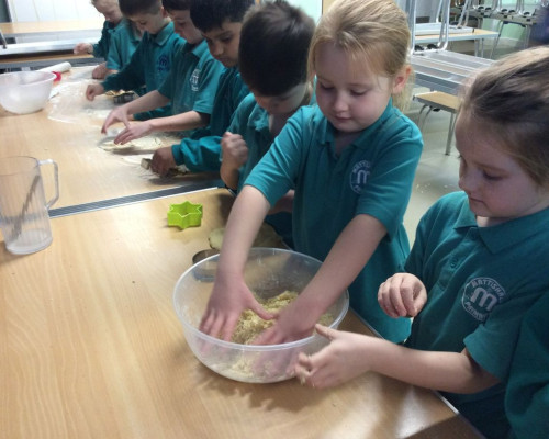 0611ac77-4c47-4ff4-b27e-bc0d41ede58c